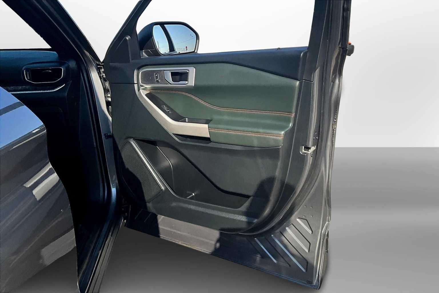 Thumbnail: 2023 Ford Explorer - 18