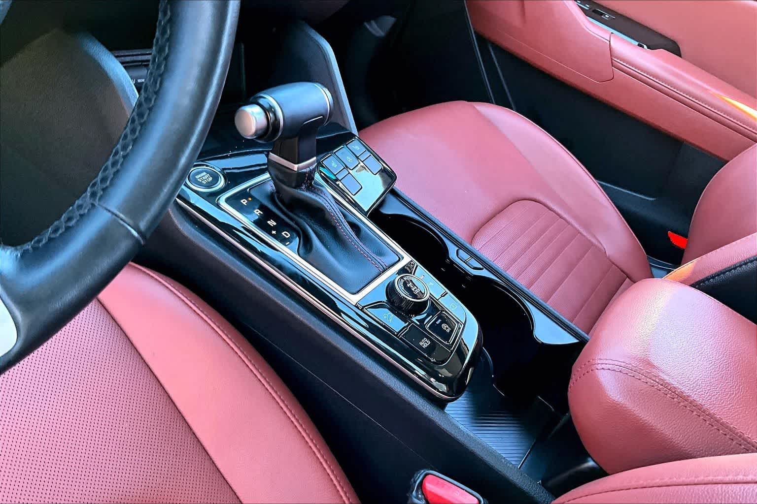 Thumbnail: 2023 Kia Sportage - 13