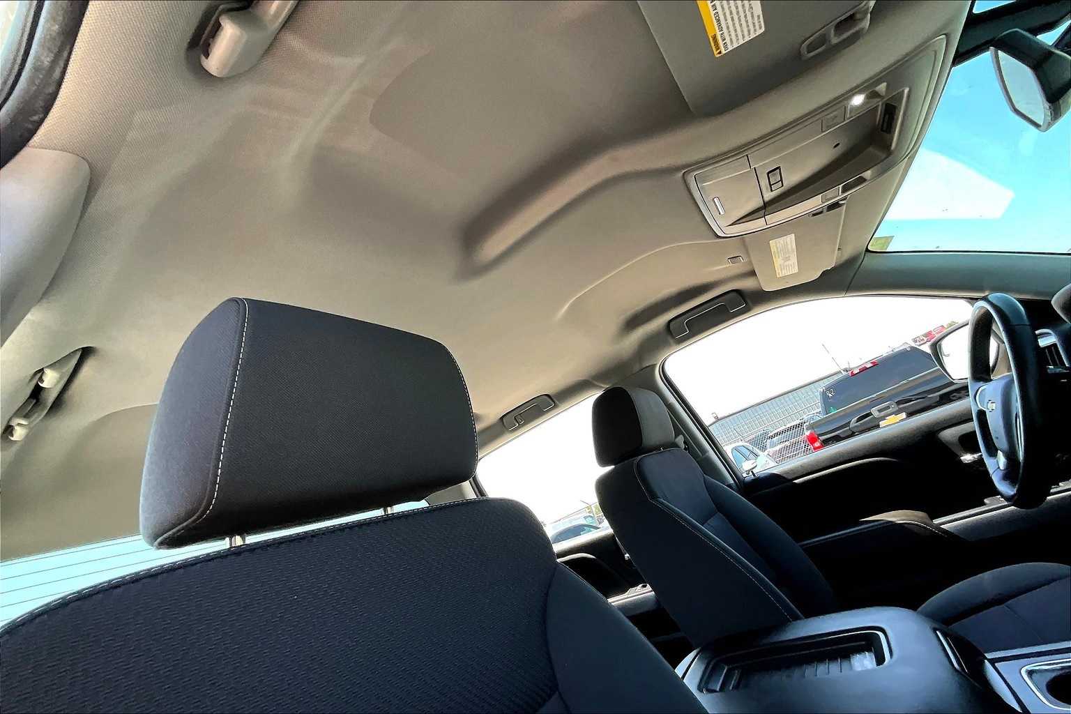 Thumbnail: 2017 Chevrolet Silverado 1500 - 16