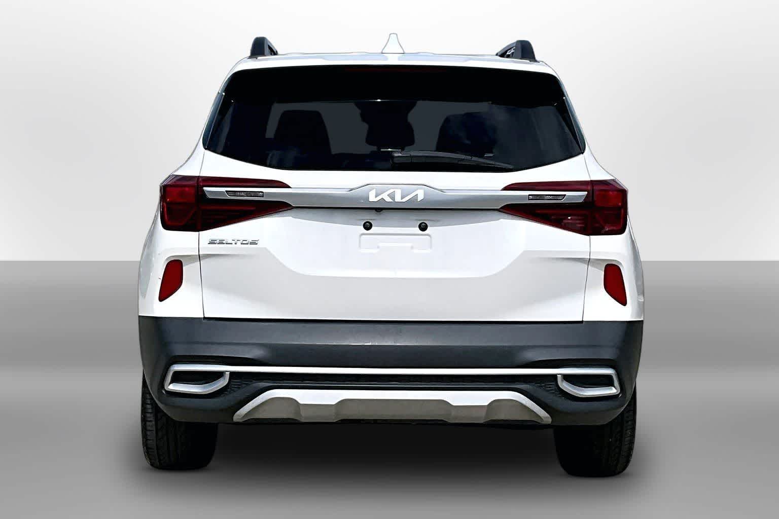 Thumbnail: 2022 Kia Seltos - 3