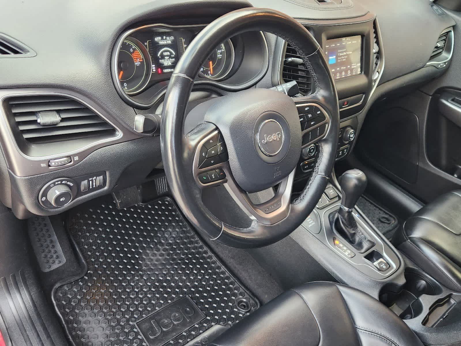Thumbnail: 2020 Jeep Cherokee - 9