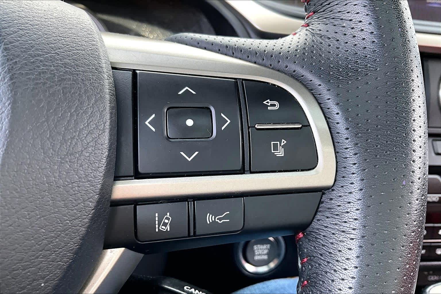 Thumbnail: 2022 Lexus RX - 18