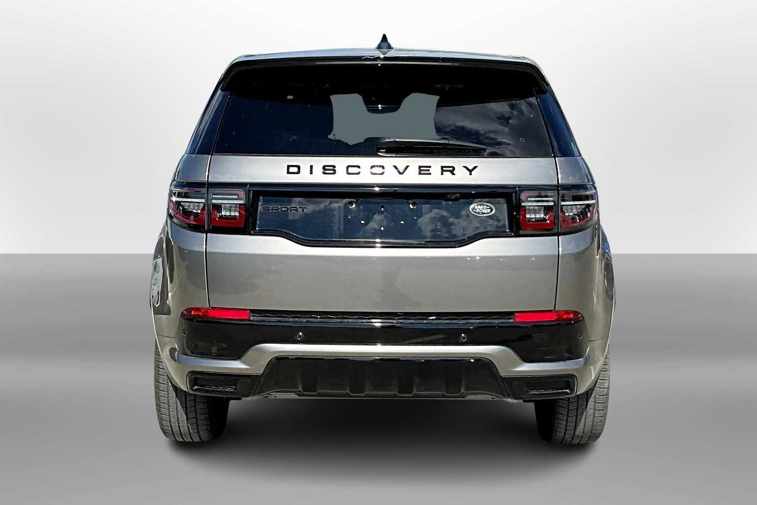Thumbnail: 2023 Land Rover Discovery Sport - 4