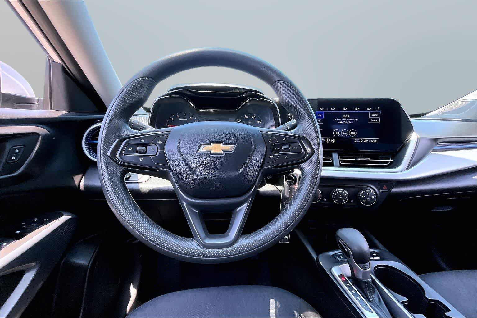 Thumbnail: 2024 Chevrolet Trax - 4