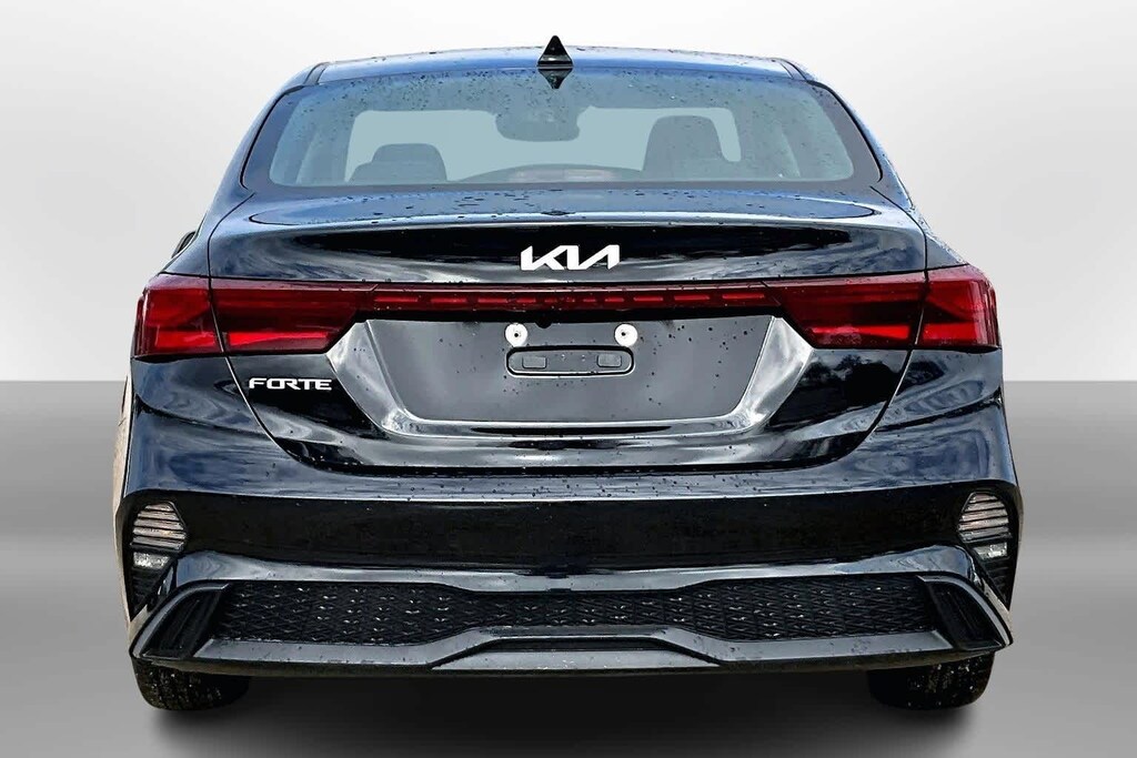 Certified 2022 Kia Forte LXS Sedan
