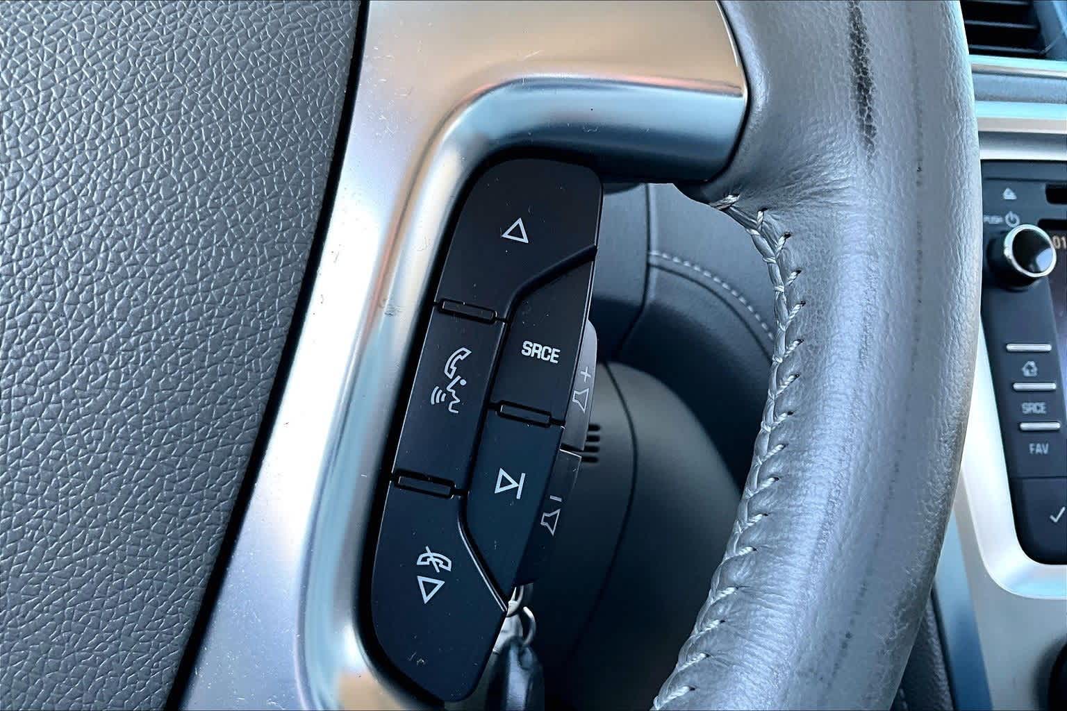 Thumbnail: 2013 GMC Acadia - 18