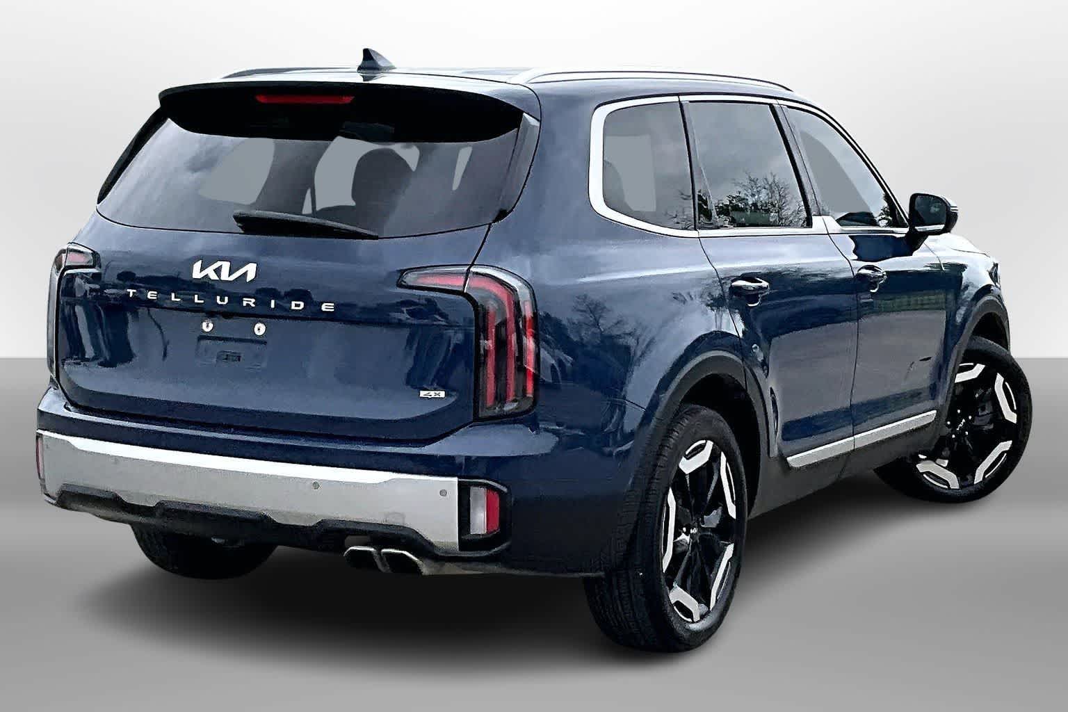 Thumbnail: 2023 Kia Telluride - 2