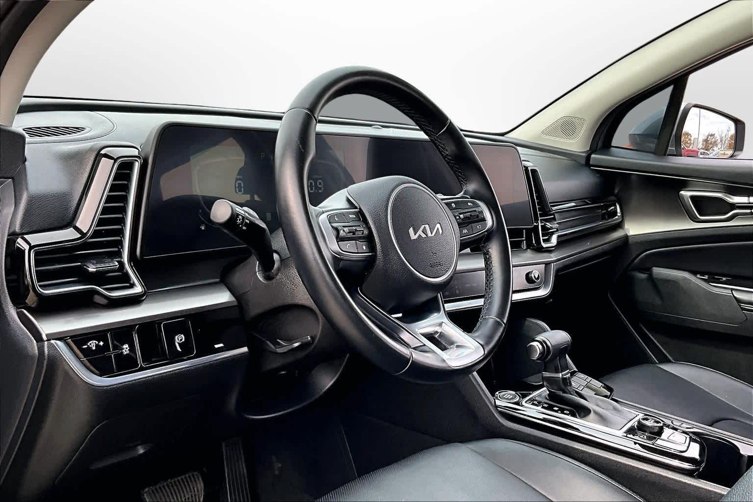 Thumbnail: 2023 Kia Sportage - 12