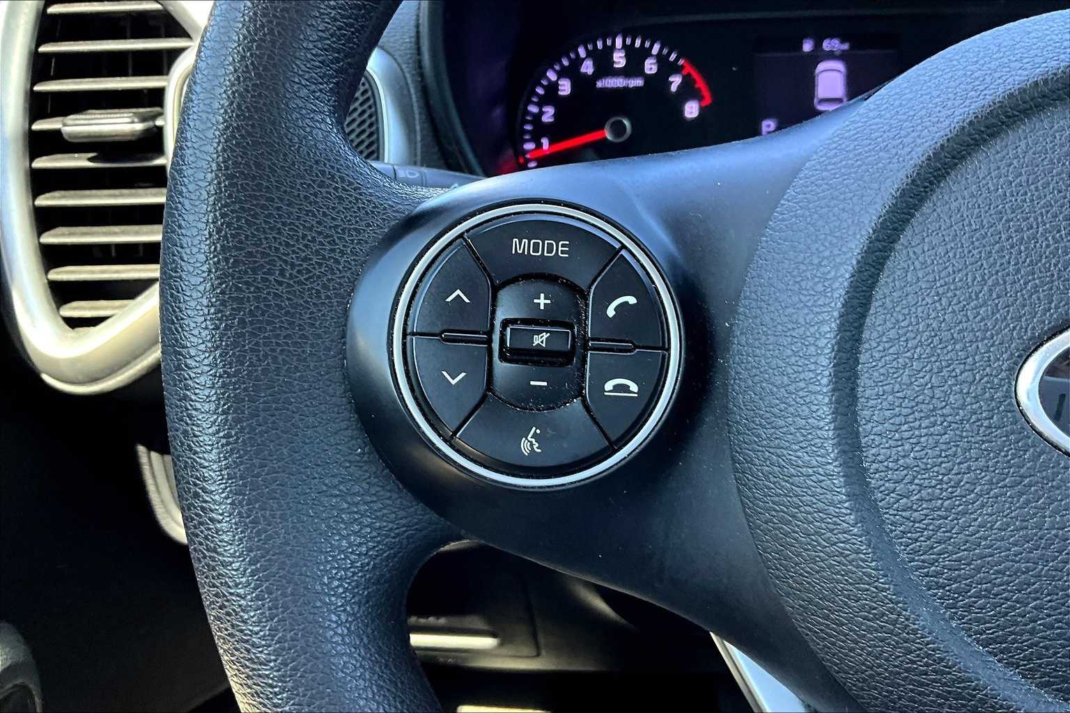 Thumbnail: 2020 Kia Soul - 19