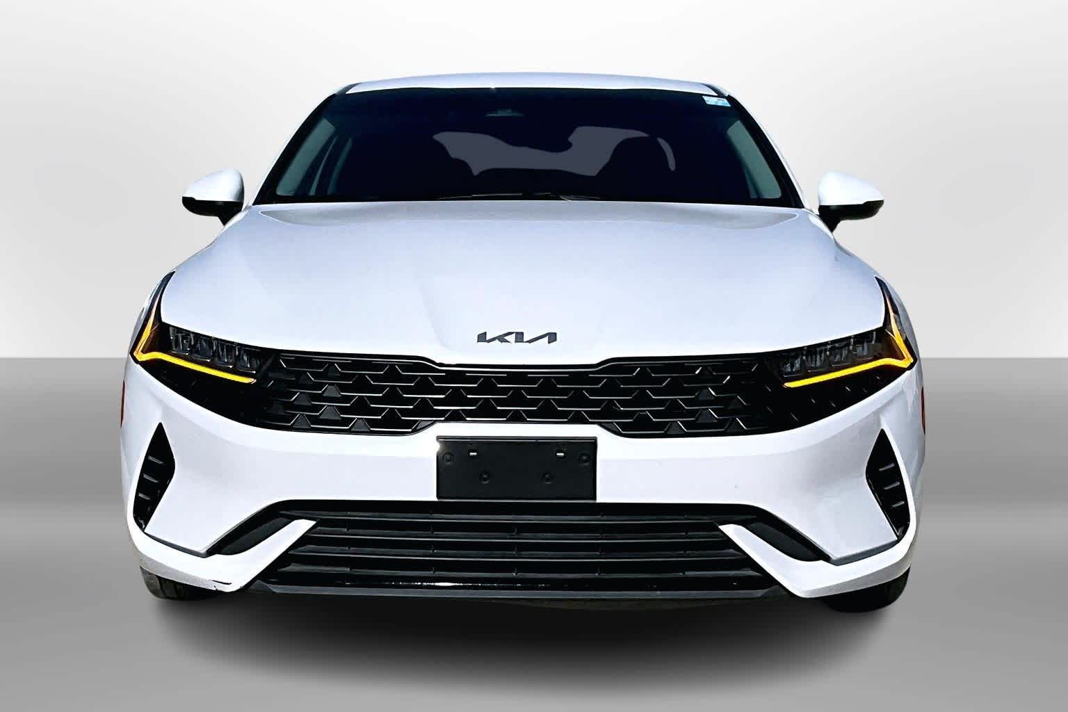 Thumbnail: 2022 Kia K5 - 3