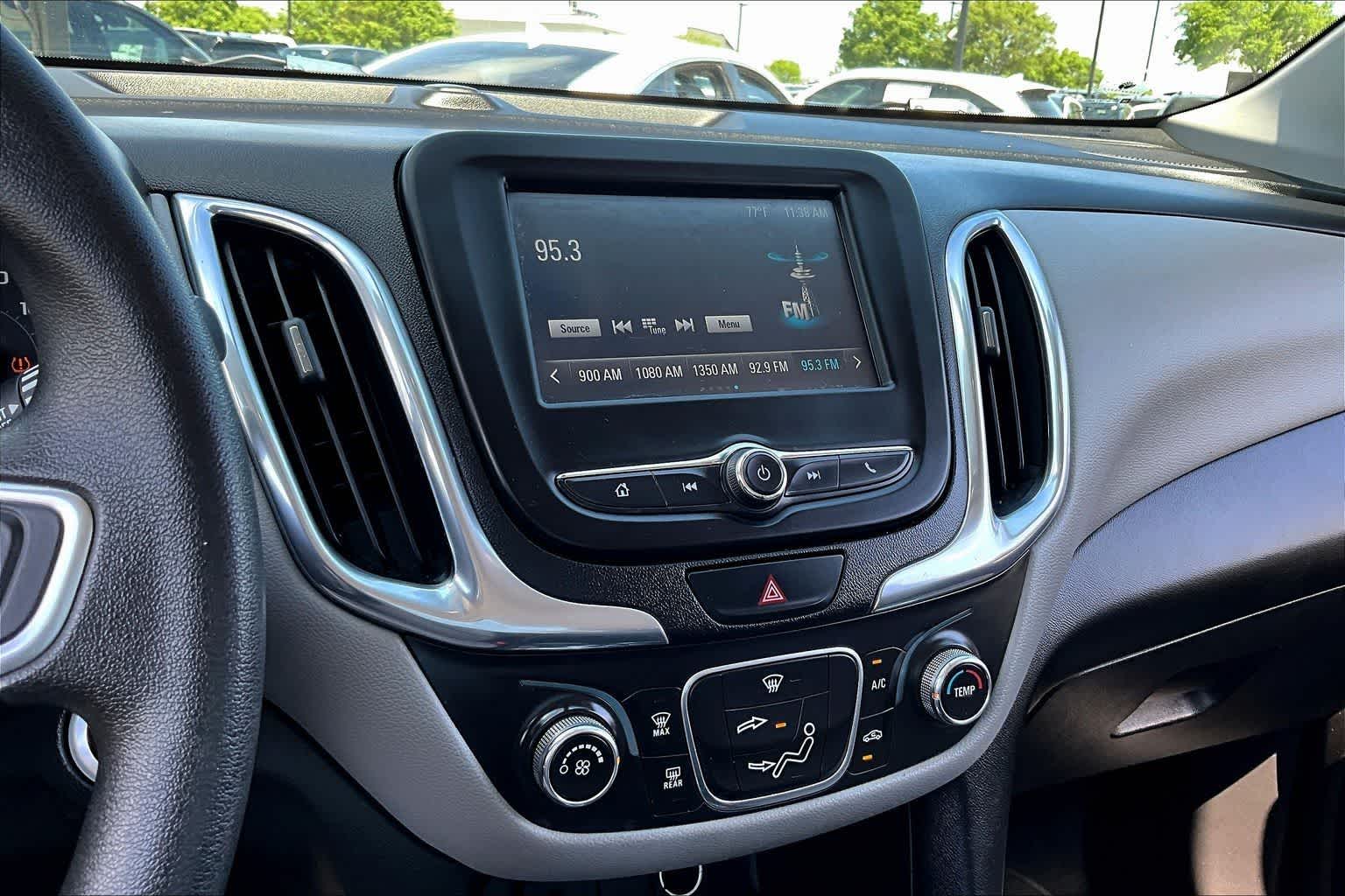 Thumbnail: 2018 Chevrolet Equinox - 6