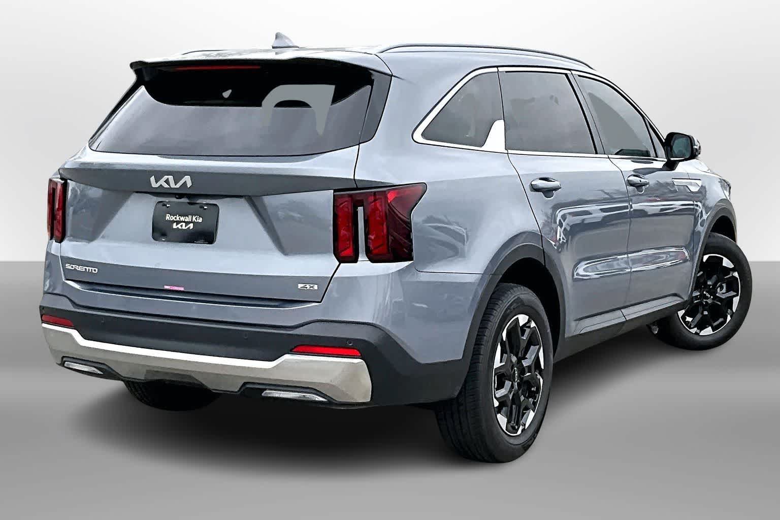 Thumbnail: 2025 Kia Sorento - 2