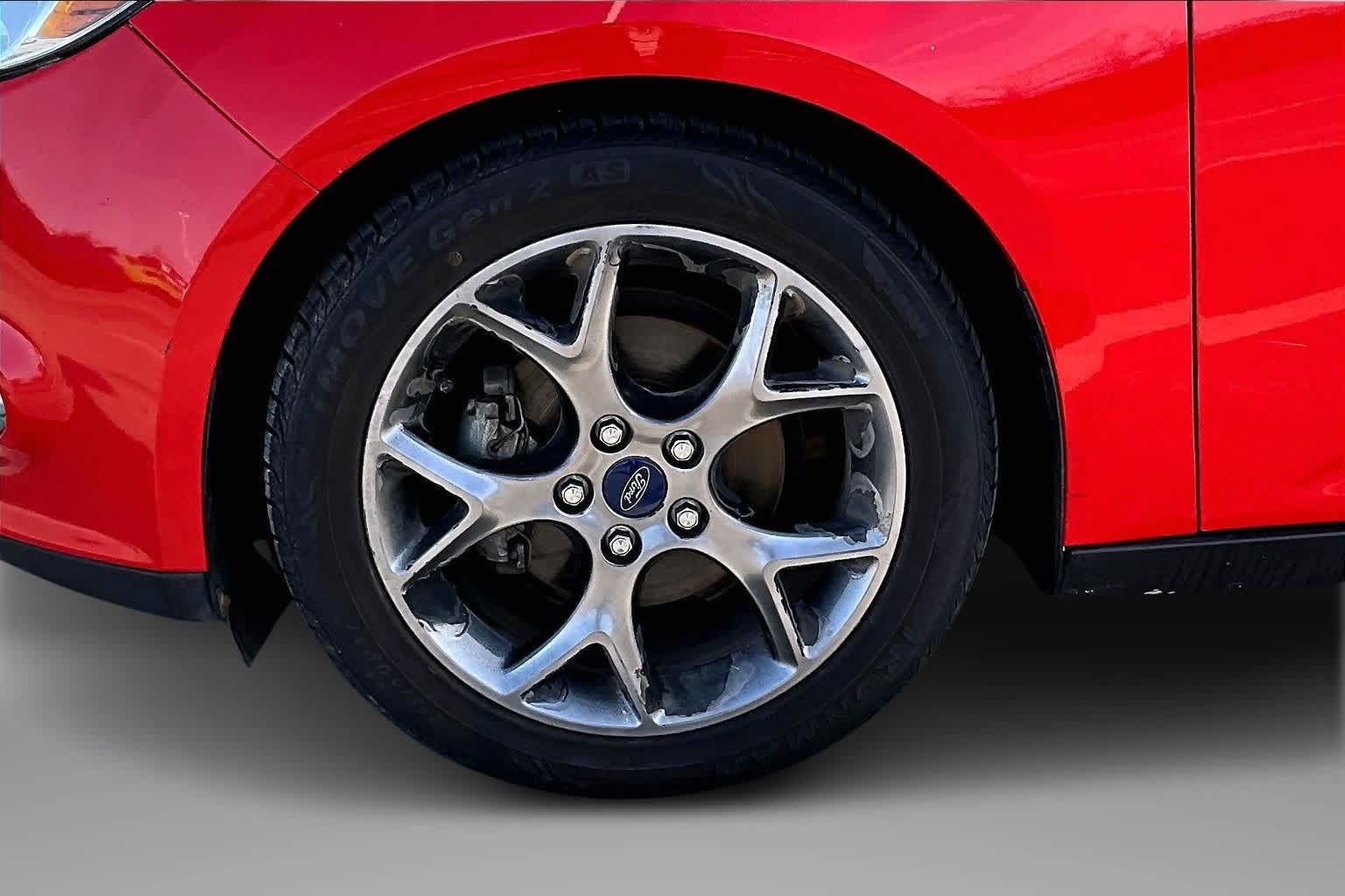 Thumbnail: 2014 Ford Focus - 8