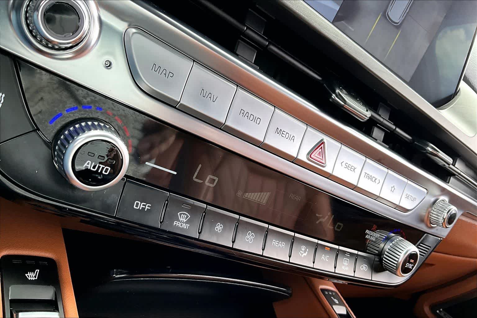 Thumbnail: 2025 Kia Telluride - 22