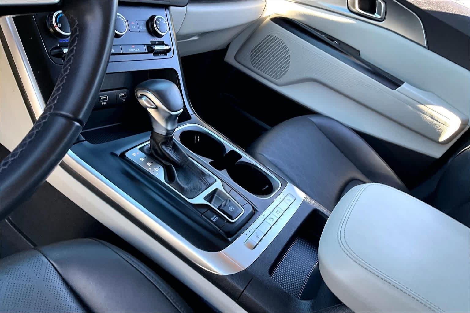 Thumbnail: 2024 Kia Carnival - 13