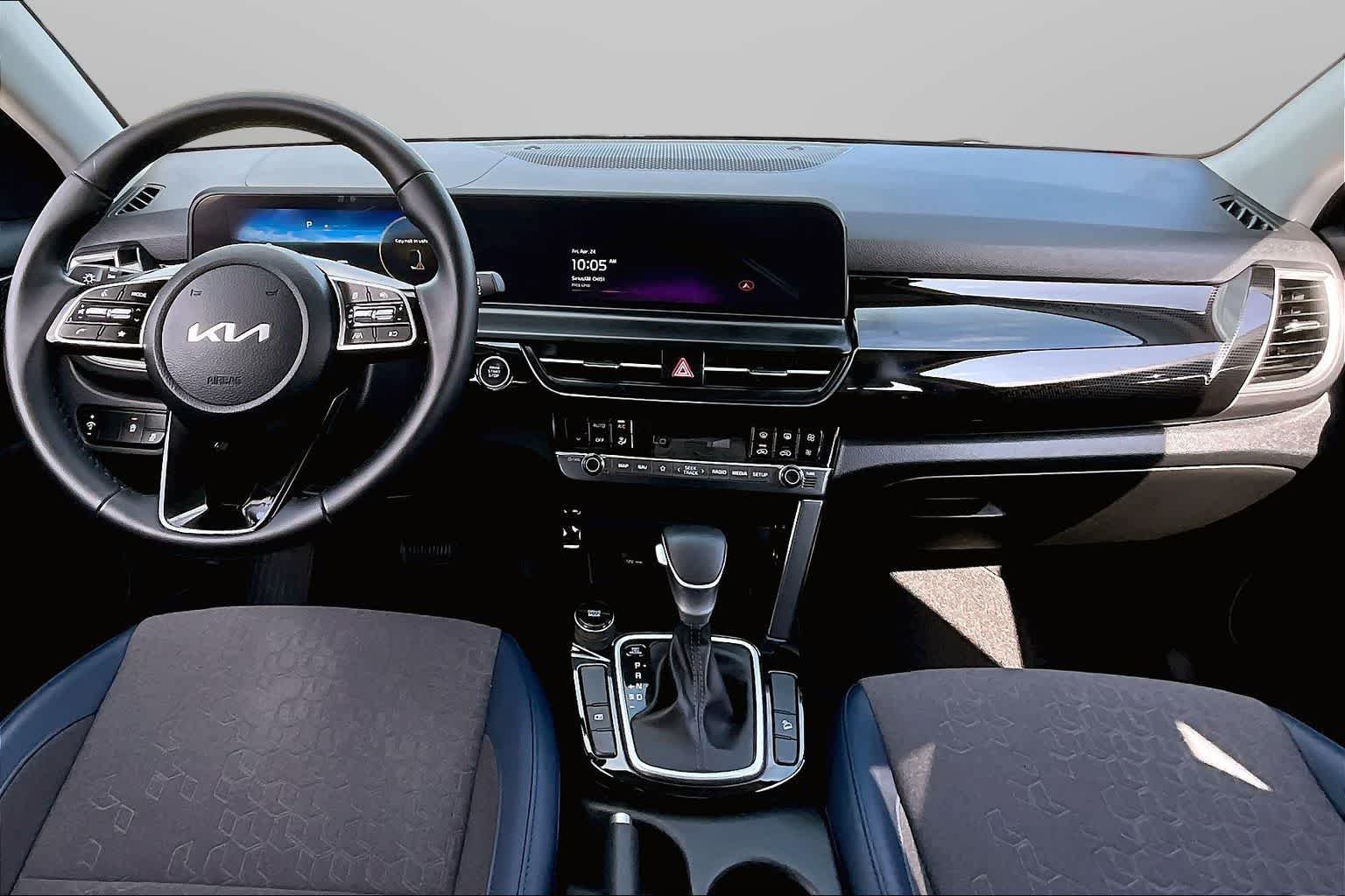 Thumbnail: 2024 Kia Seltos - 14