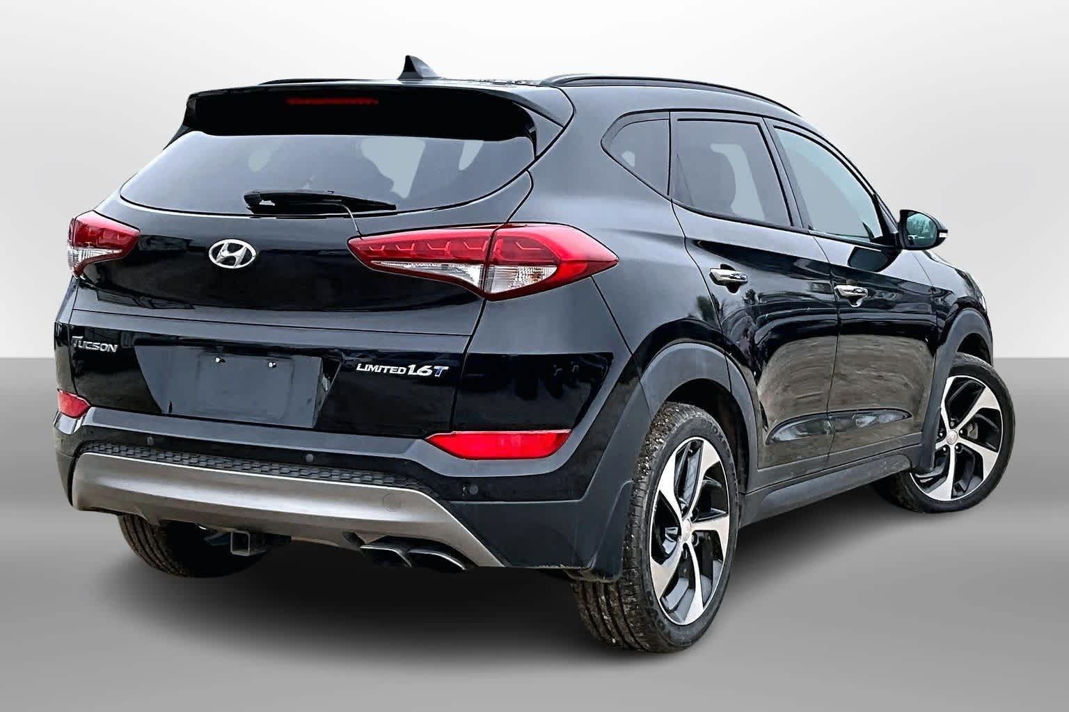 Thumbnail: 2016 Hyundai Tucson - 2