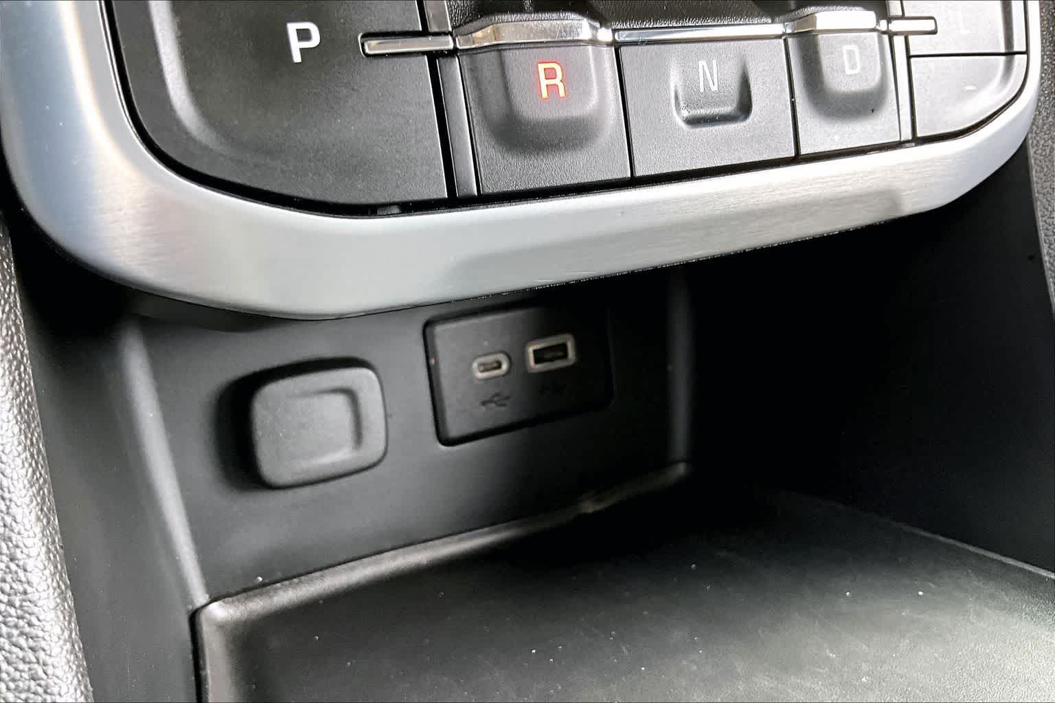 Thumbnail: 2021 GMC Acadia - 21