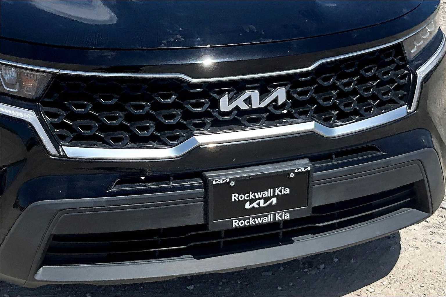 Thumbnail: 2022 Kia Sorento - 28