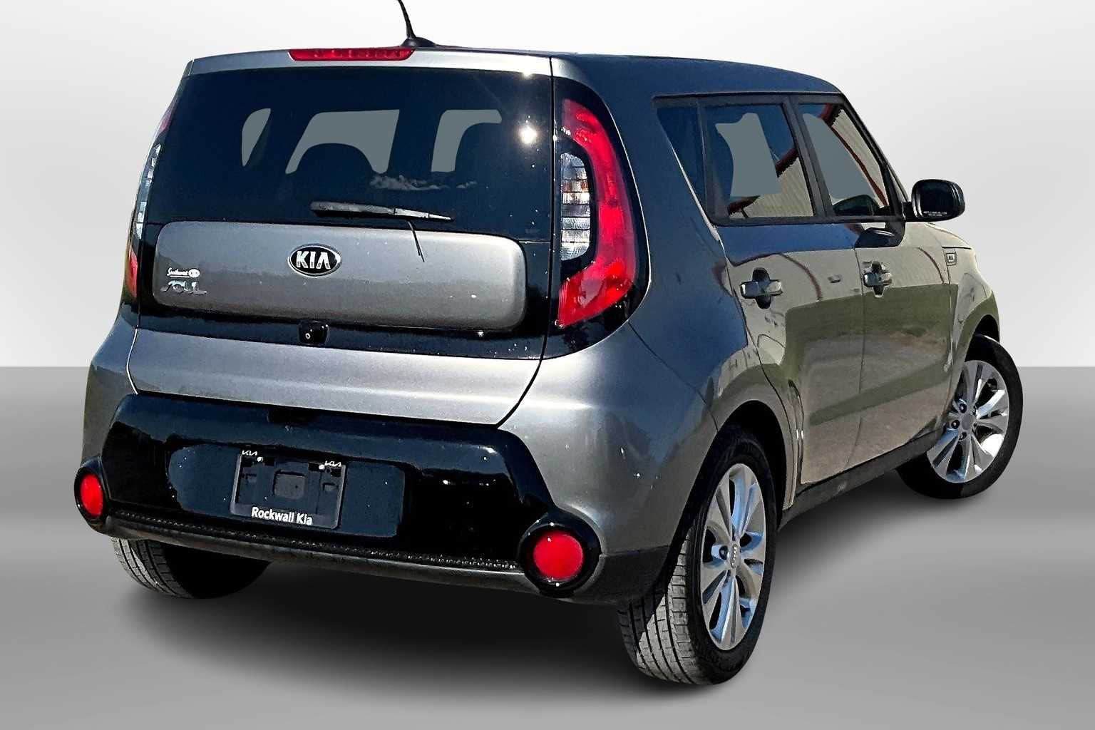 2016 Kia Soul Exclaim photo 2