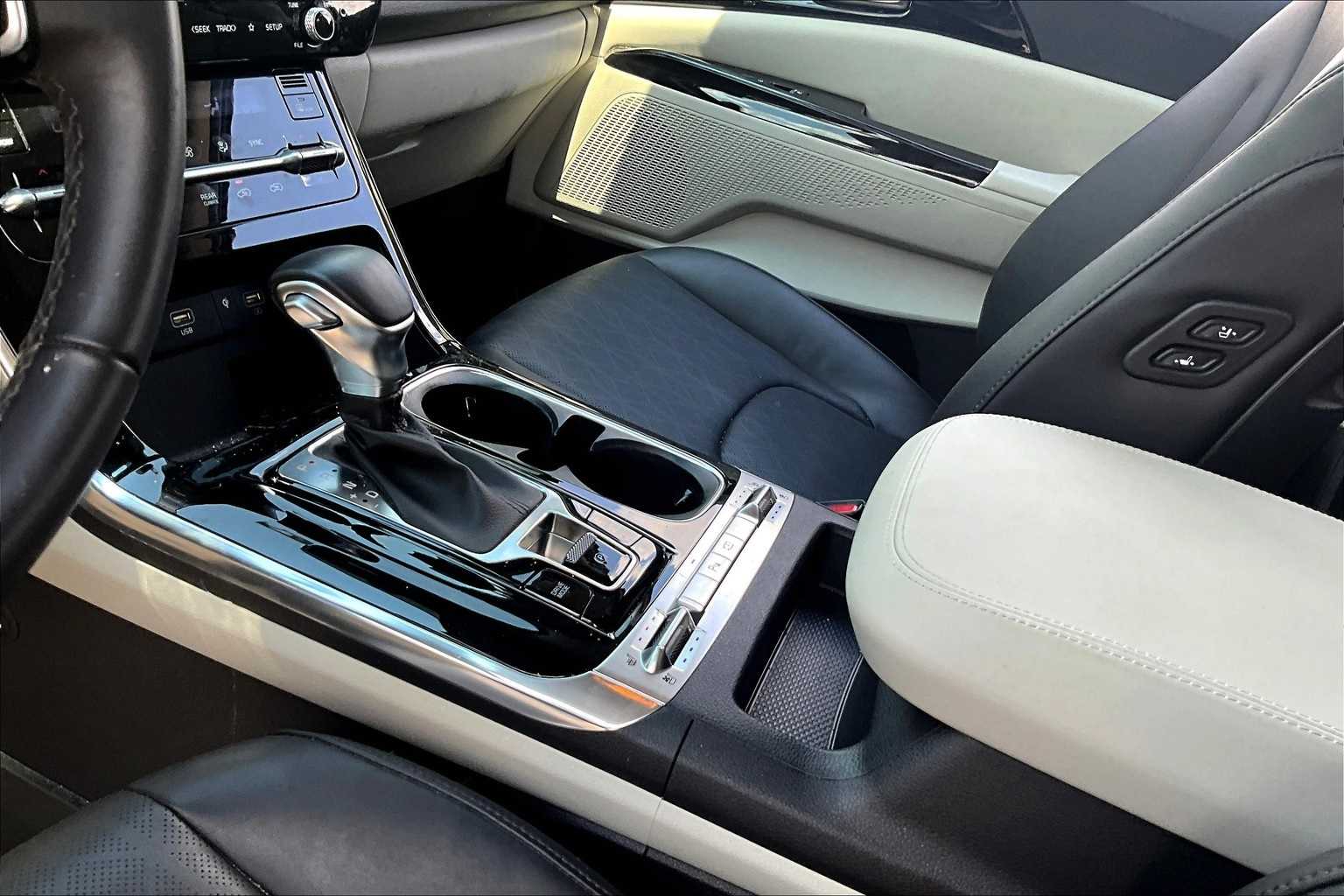 Thumbnail: 2024 Kia Carnival - 13