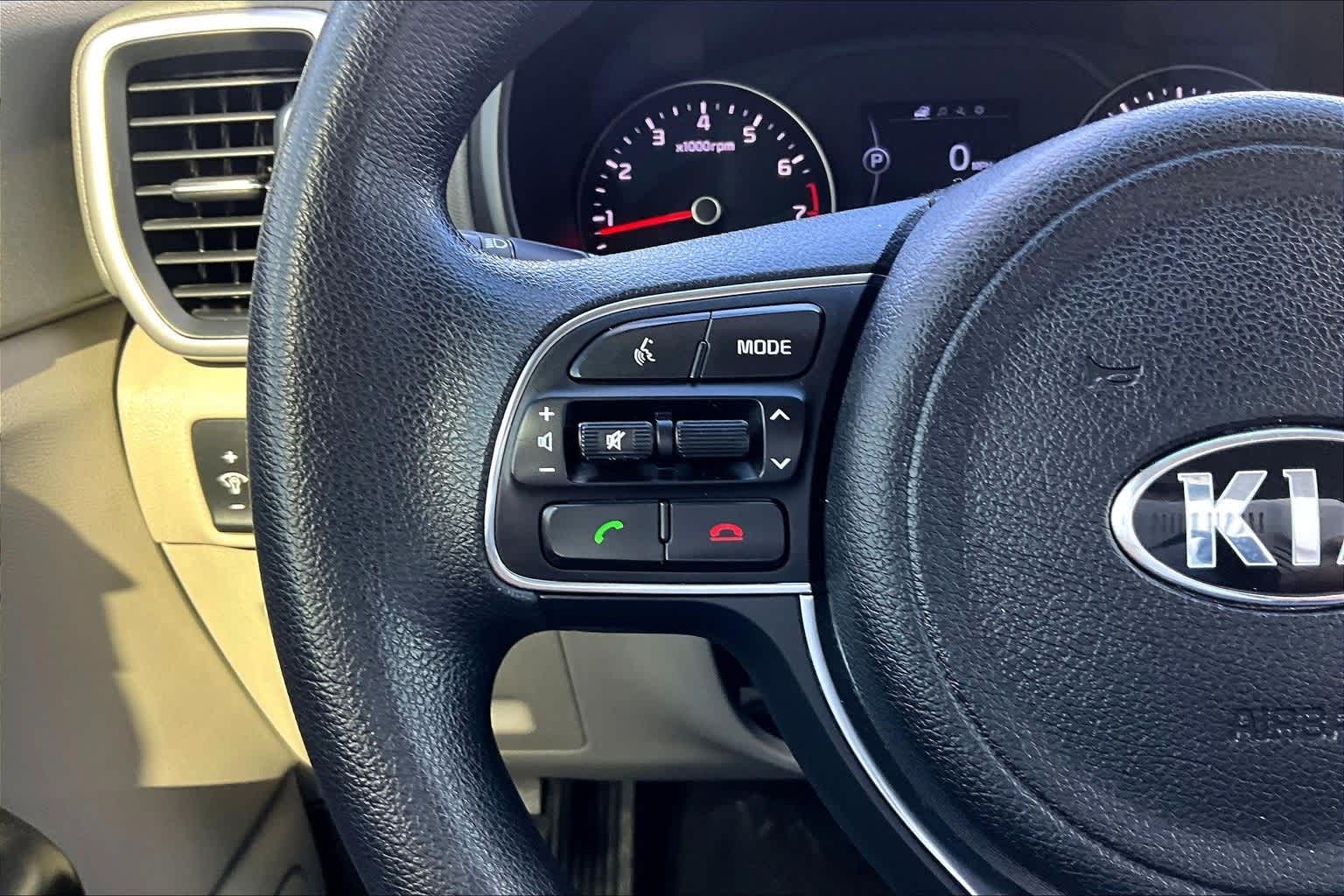 Thumbnail: 2017 Kia Sportage - 19