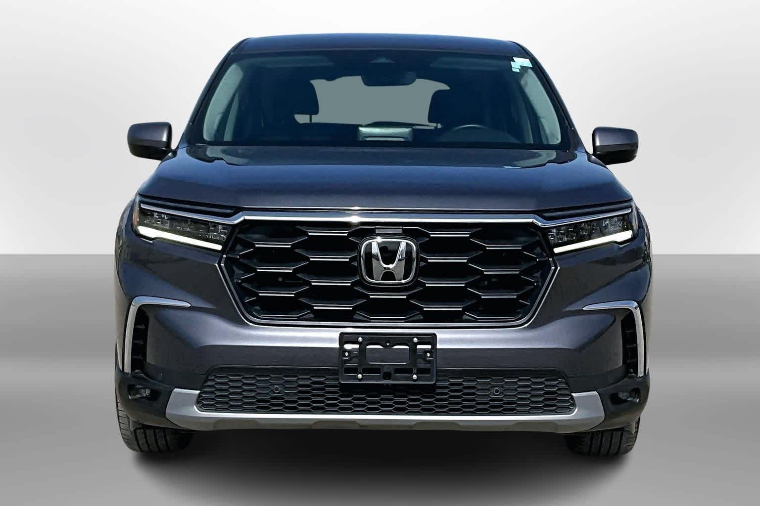 Thumbnail: 2023 Honda Pilot - 4