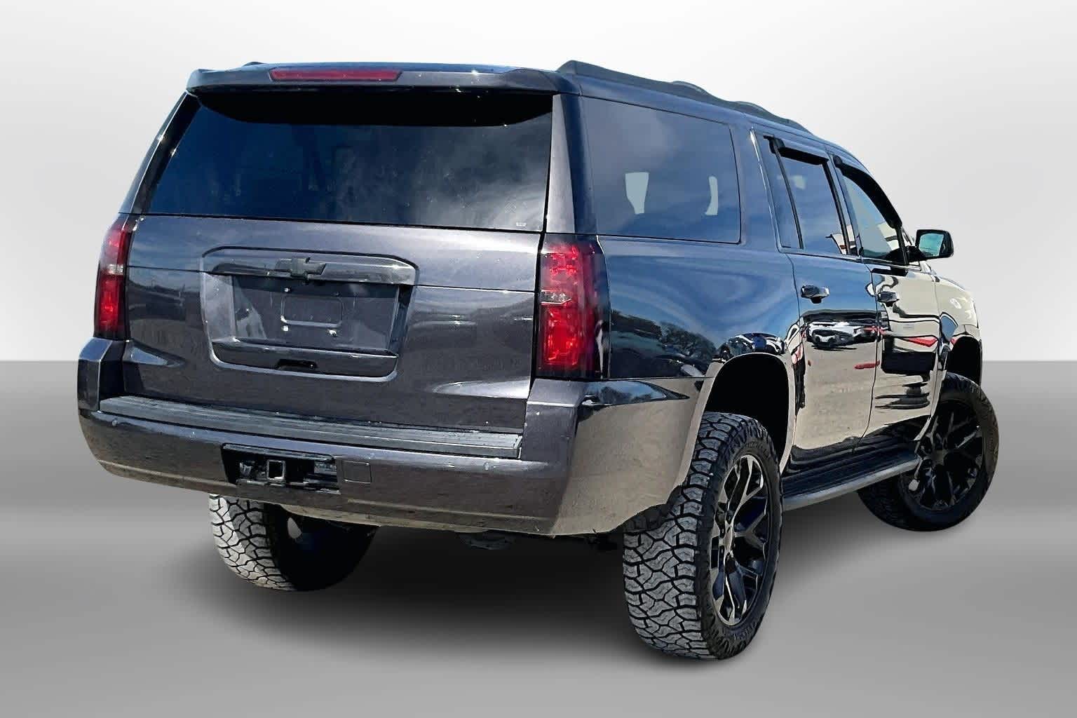 Thumbnail: 2016 Chevrolet Suburban - 2