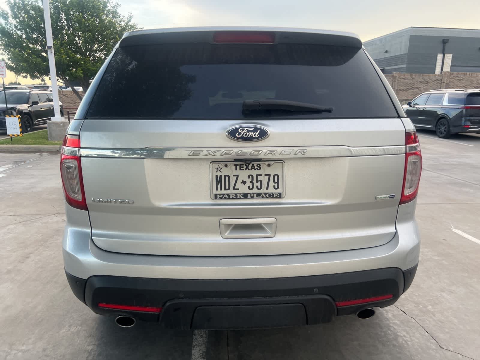 Thumbnail: 2013 Ford Explorer - 6