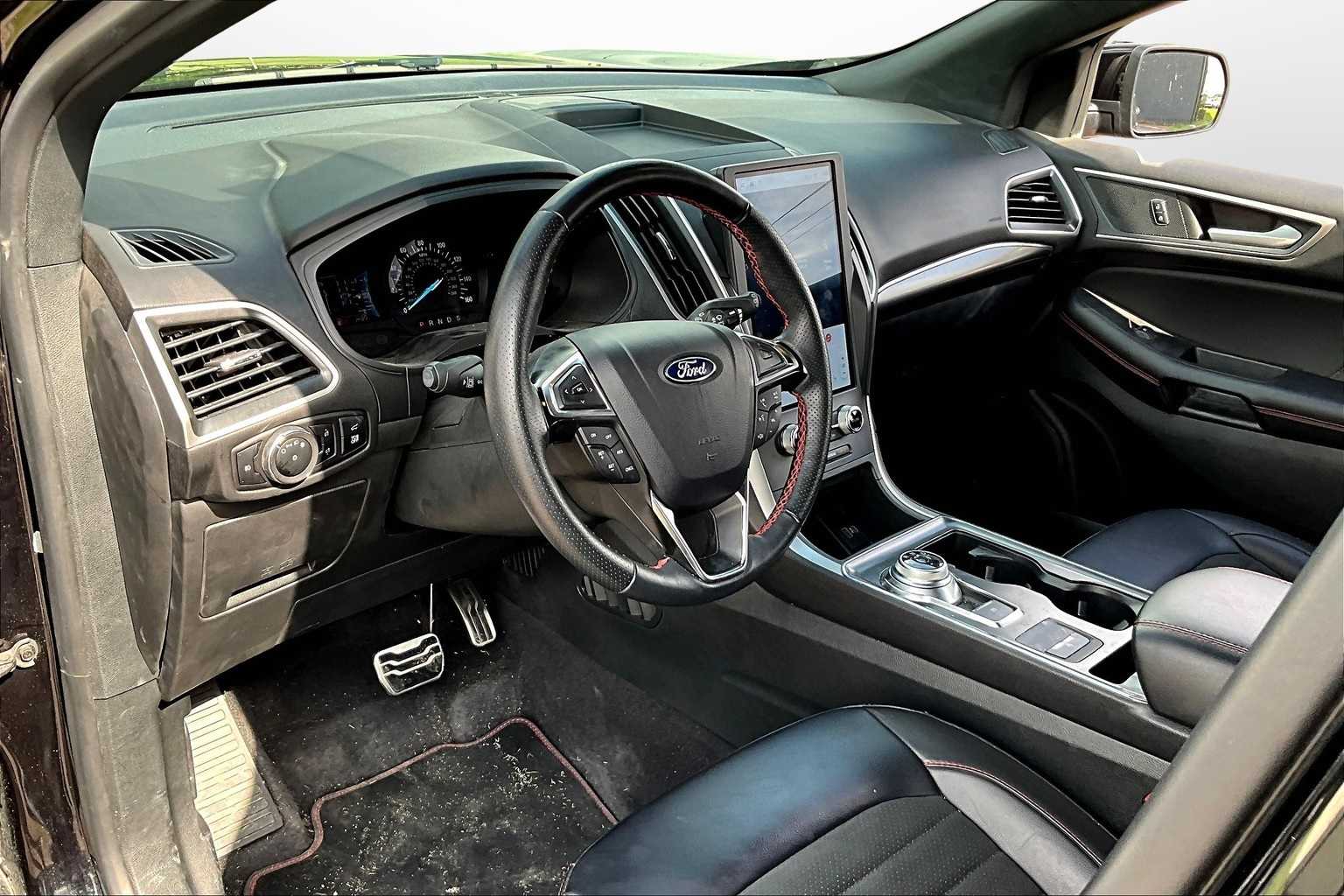 Thumbnail: 2024 Ford Edge - 12
