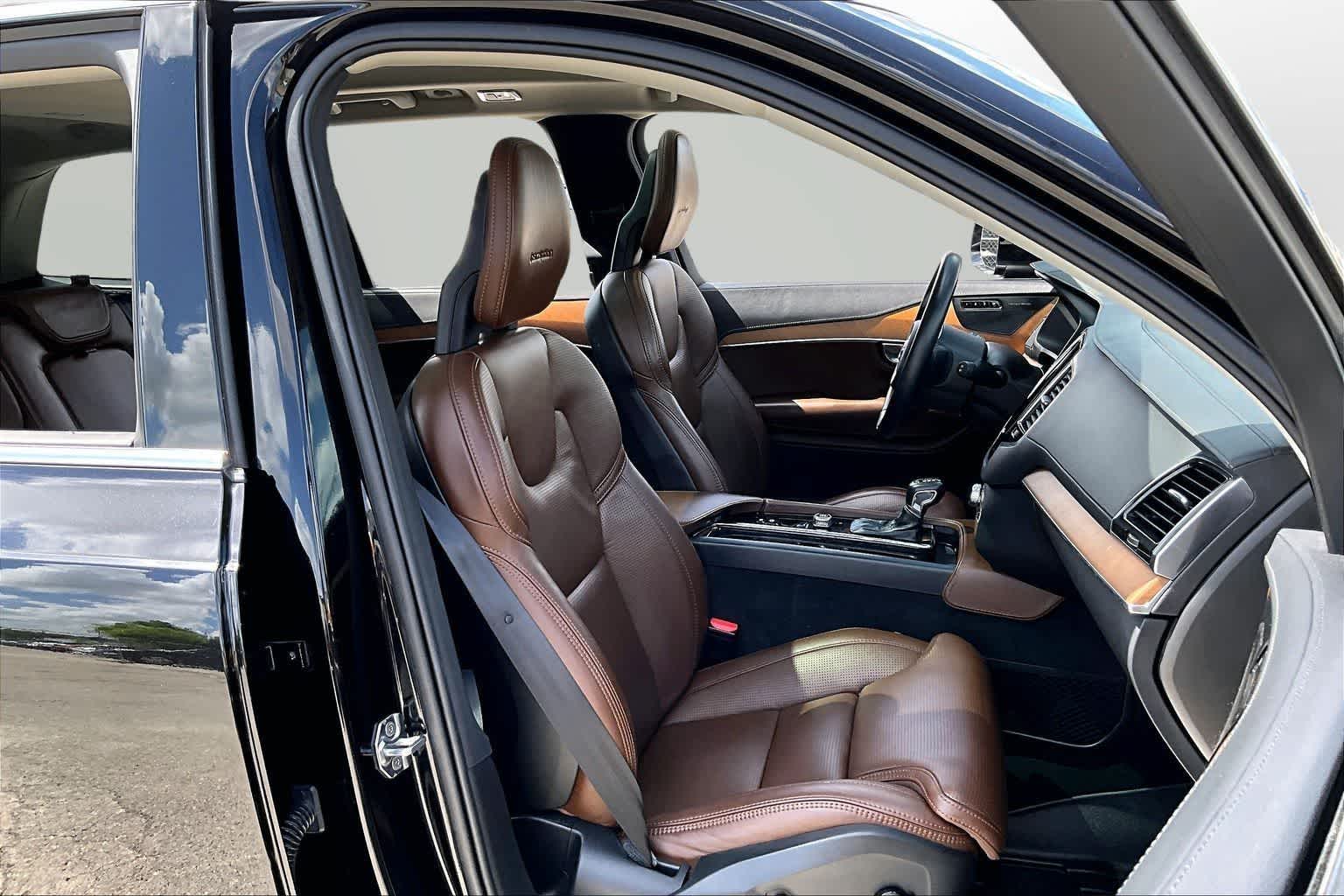 Thumbnail: 2020 Volvo XC90 - 7