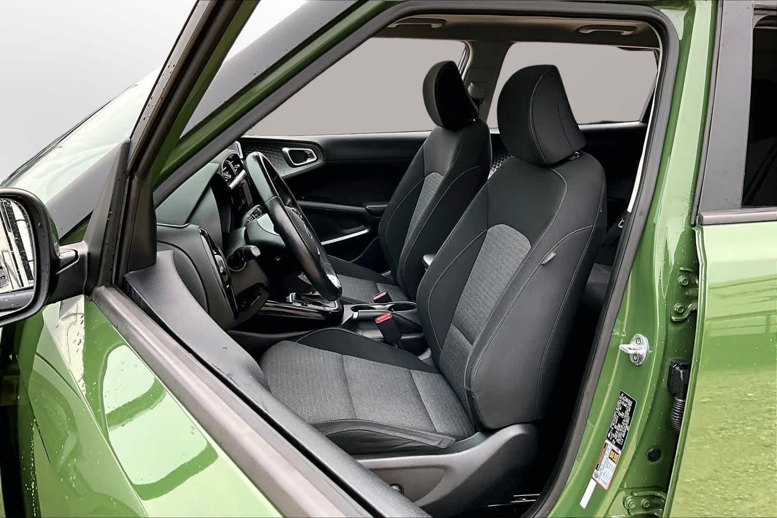 Thumbnail: 2021 Kia Soul - 25