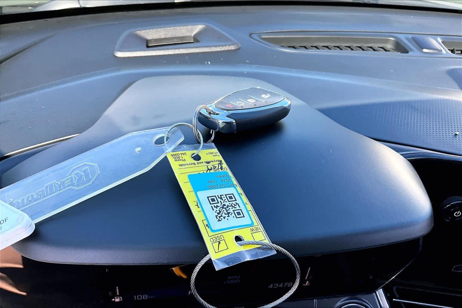 Thumbnail: 2024 Chevrolet Trax - 9