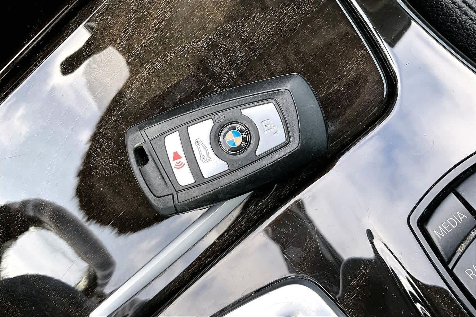 Thumbnail: 2016 BMW 5 Series - 9