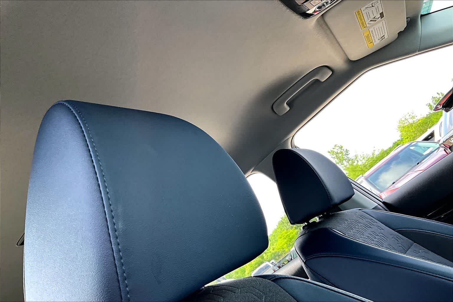 Thumbnail: 2024 Kia Seltos - 16