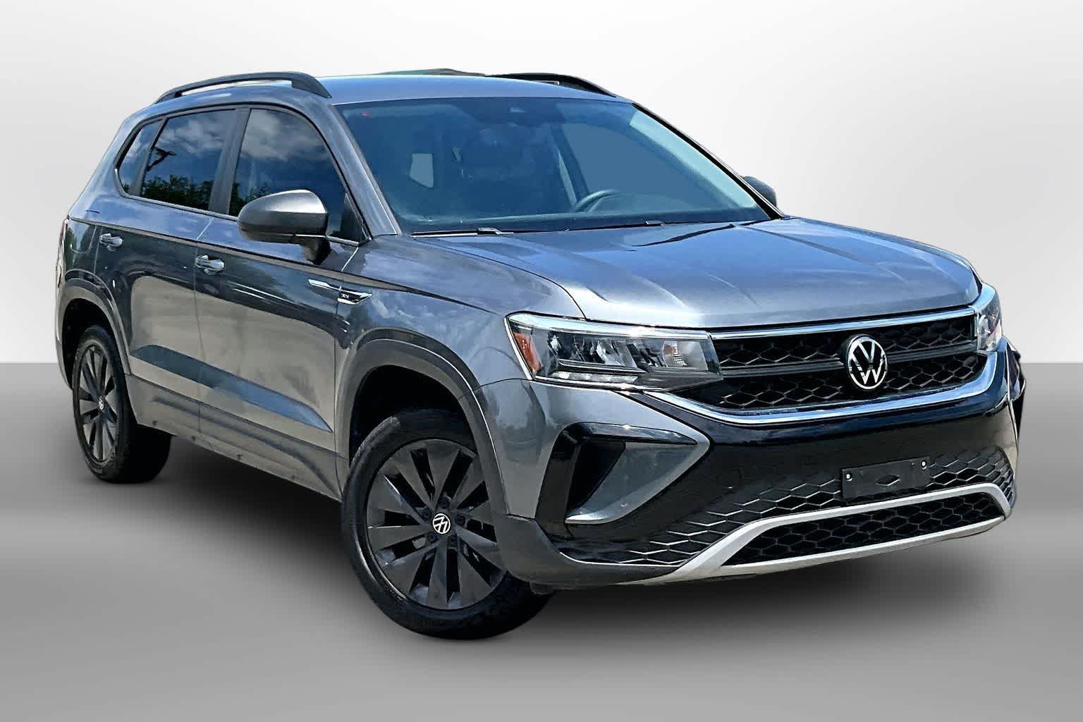 Thumbnail: 2023 Volkswagen Taos - 10