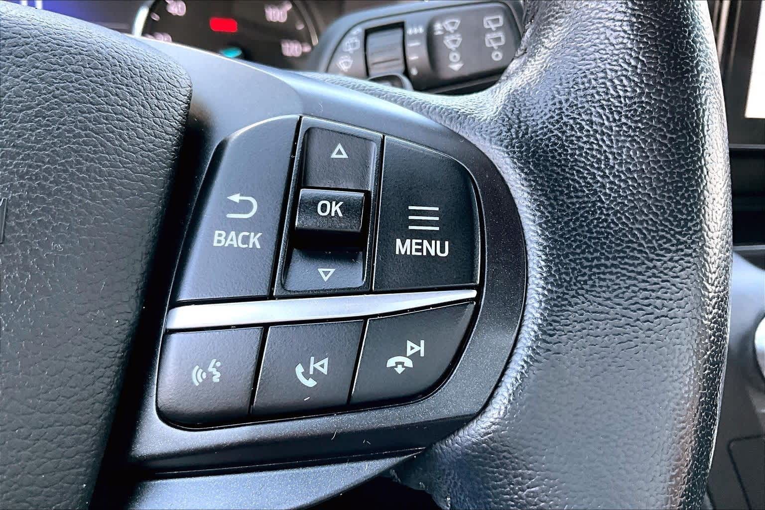 Thumbnail: 2020 Ford Explorer - 18