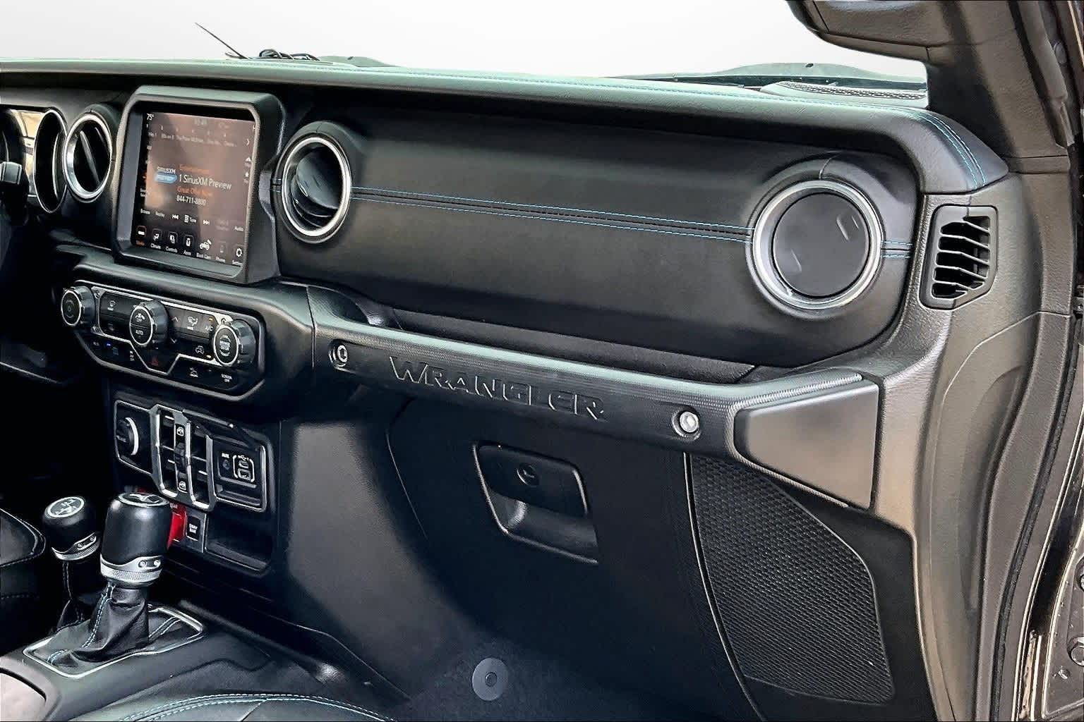 Thumbnail: 2021 Jeep Wrangler - 15