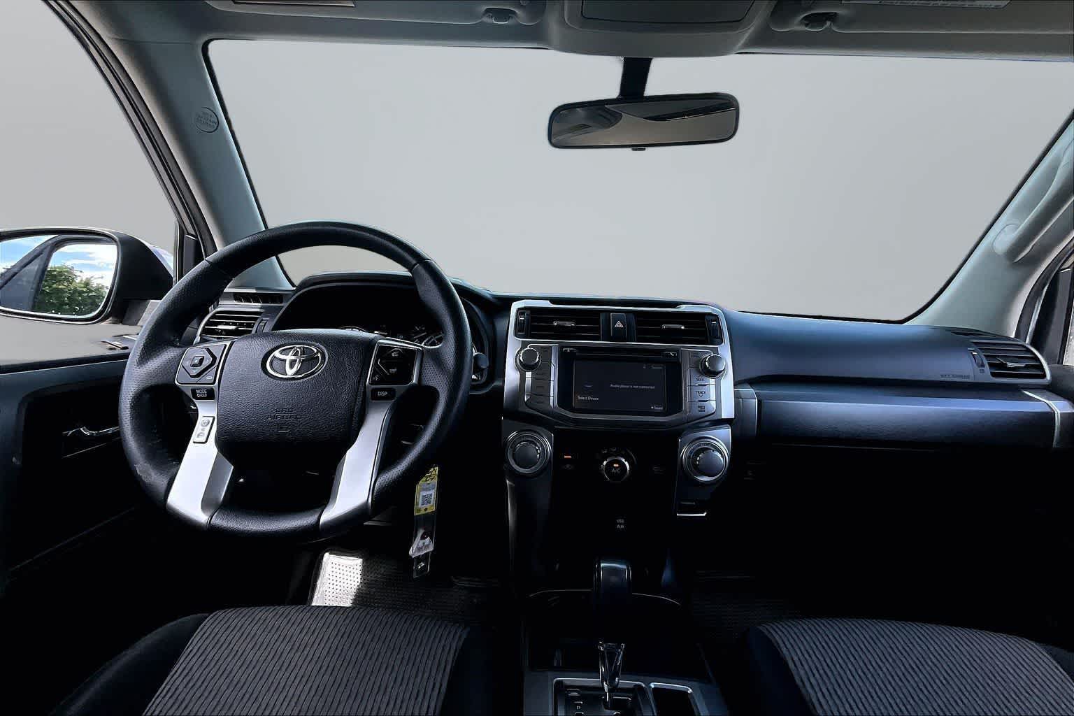 Thumbnail: 2016 Toyota 4Runner - 14
