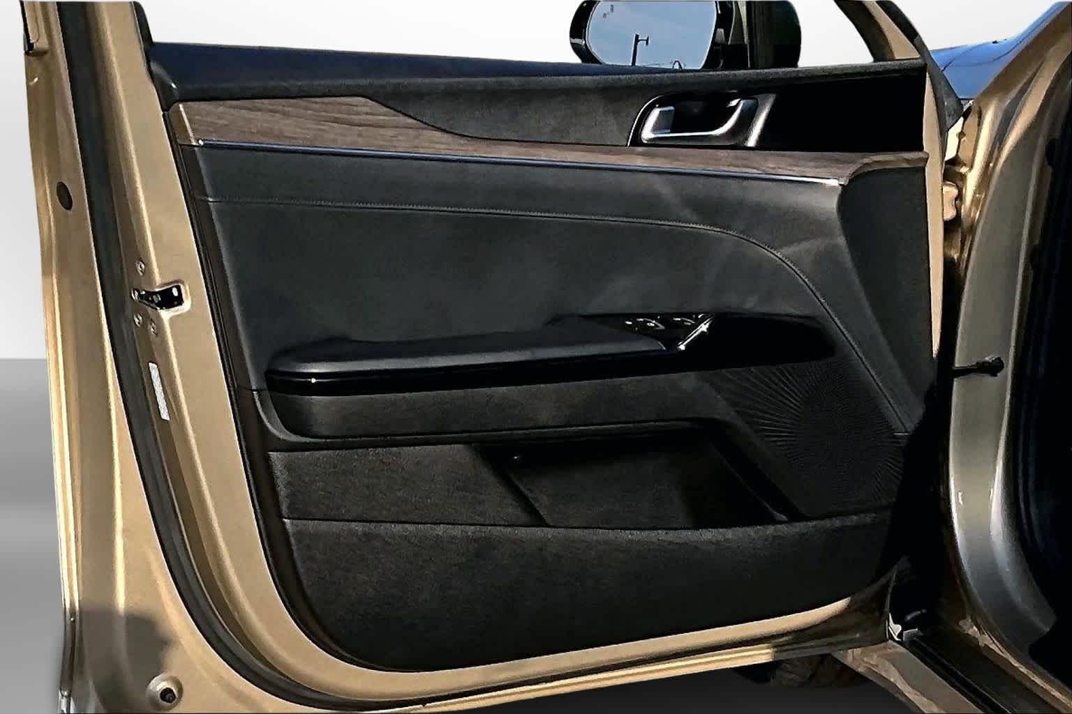 Thumbnail: 2021 Kia K5 - 16