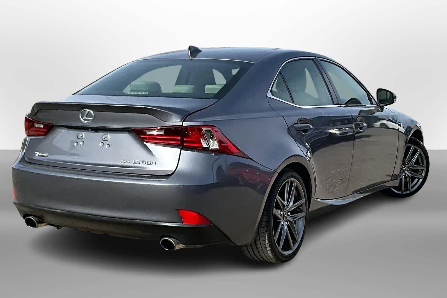 Thumbnail: 2016 Lexus IS - 2