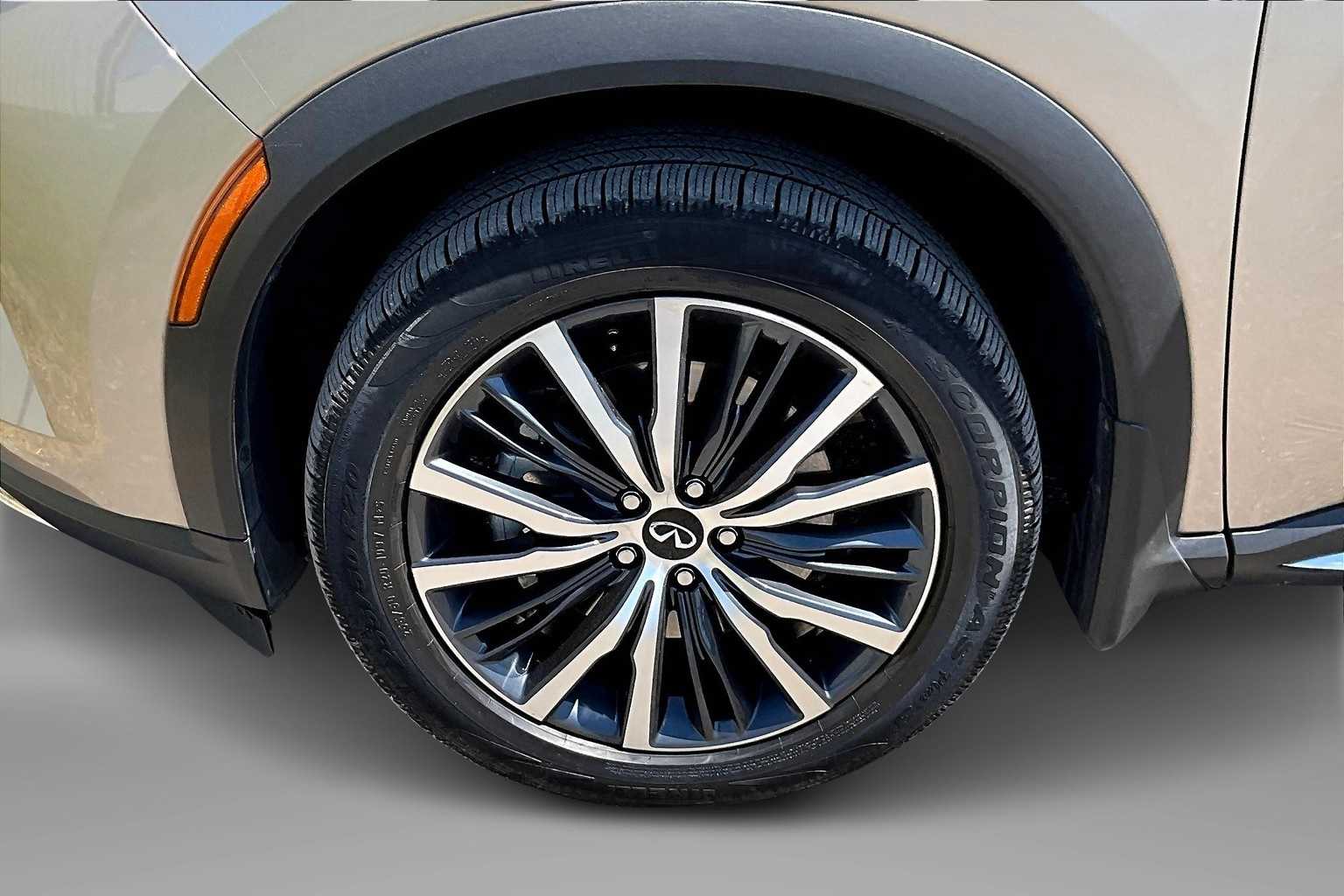 Thumbnail: 2022 INFINITI QX60 - 8