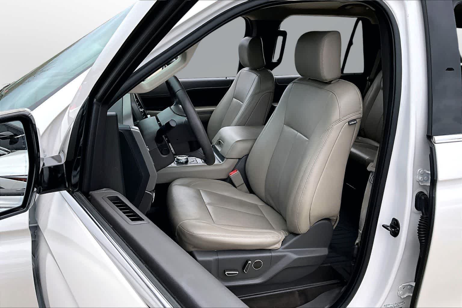 Thumbnail: 2019 Ford Expedition - 23