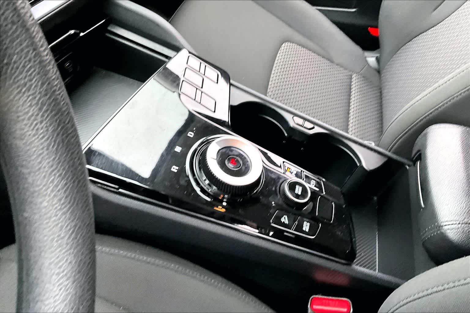 Thumbnail: 2024 Kia Sportage - 13