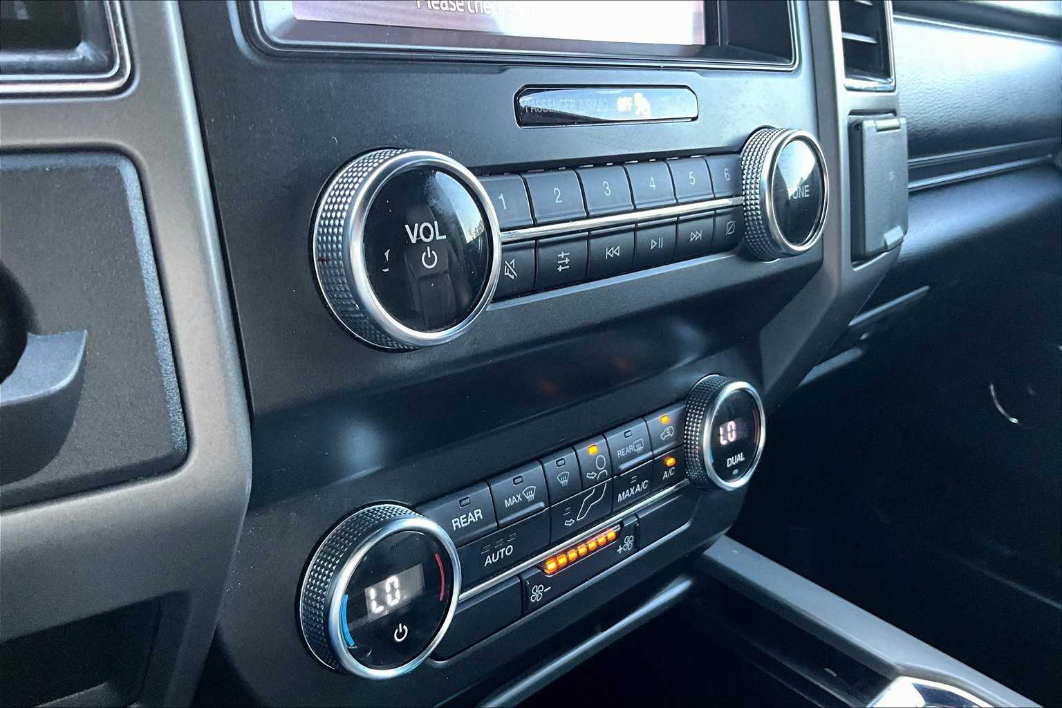 Thumbnail: 2021 Ford Expedition - 25