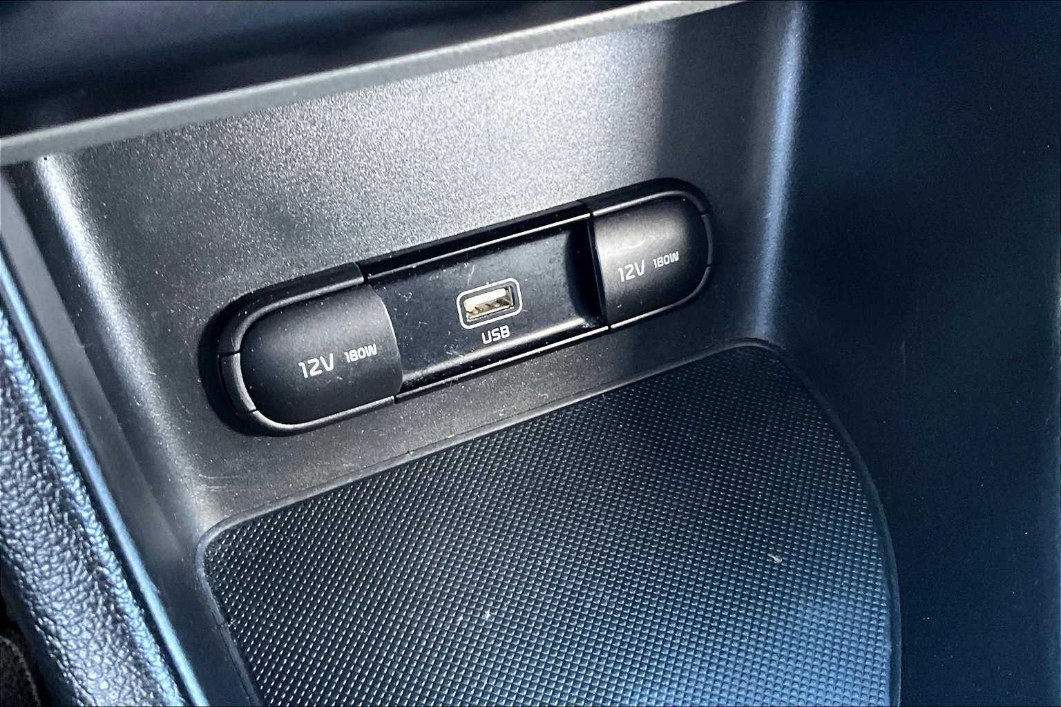 Thumbnail: 2020 Kia Sportage - 23