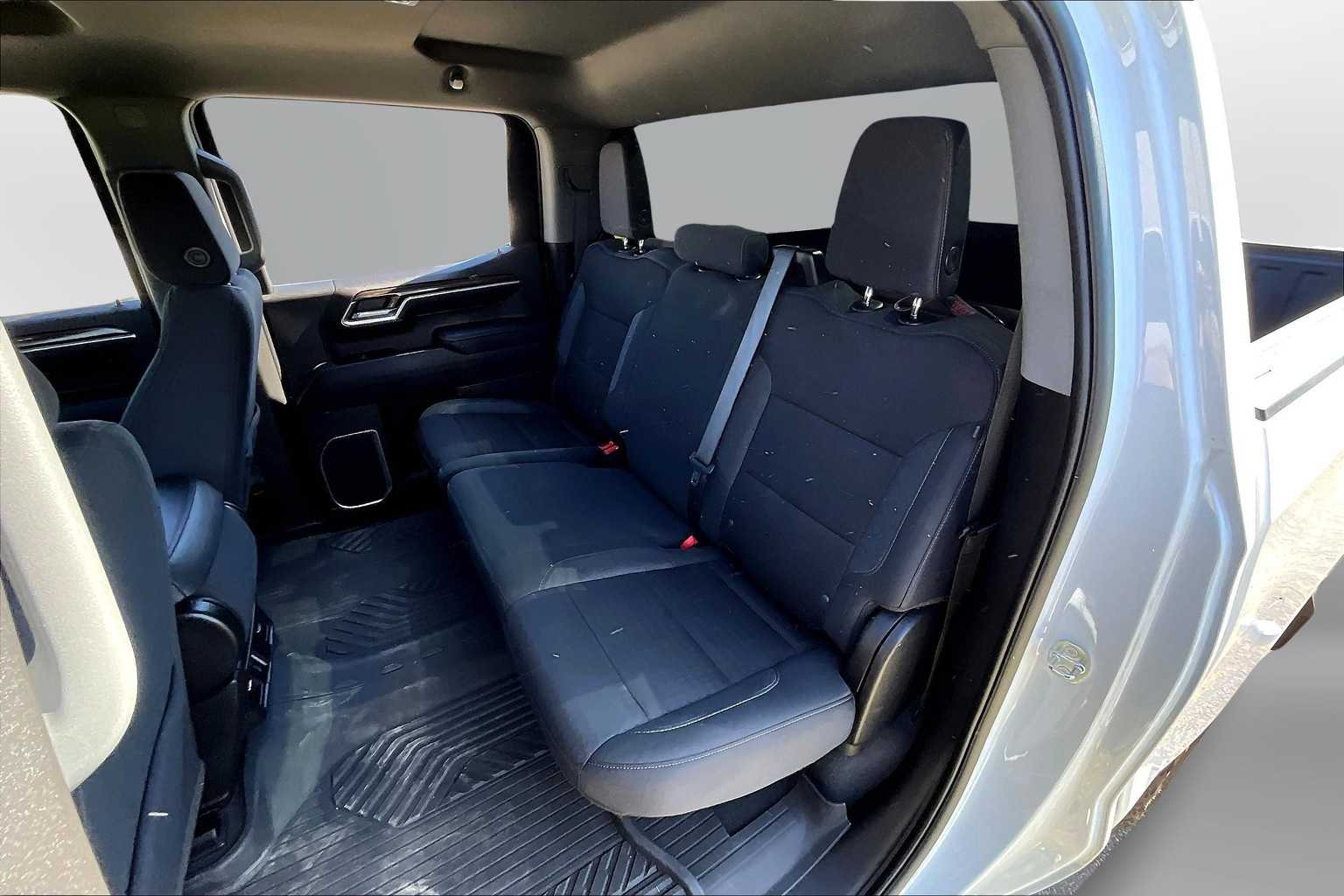 Thumbnail: 2023 Chevrolet Silverado 1500 - 27