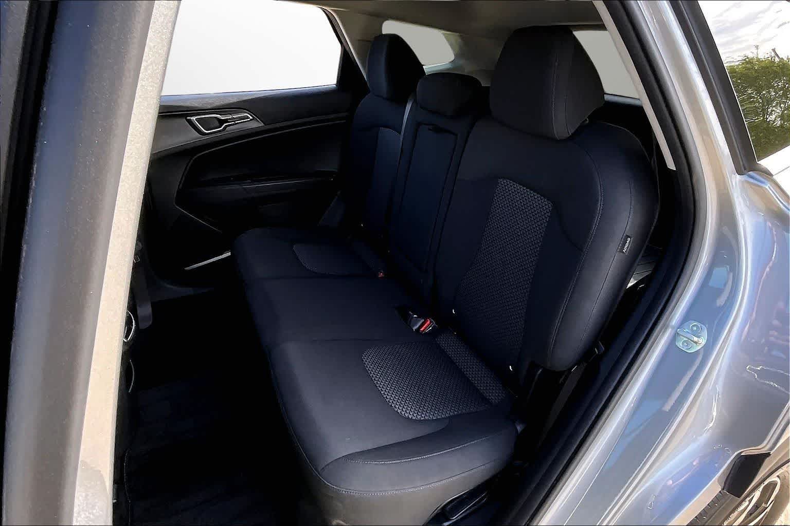 Thumbnail: 2024 Kia Sportage - 25