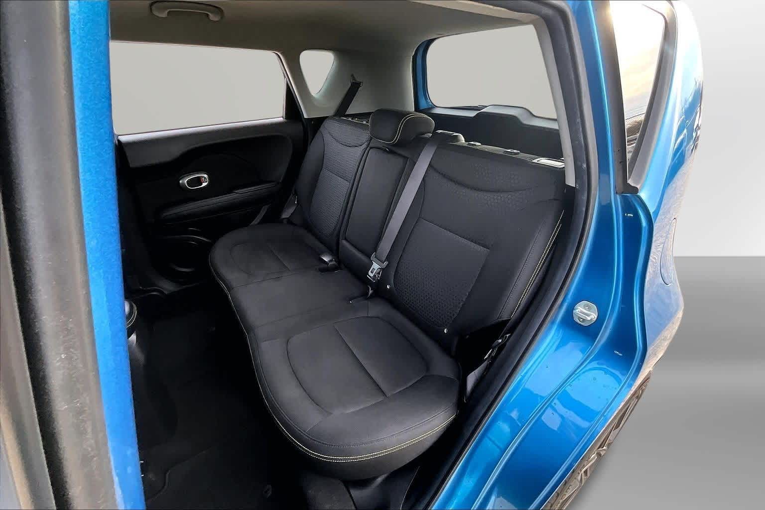 Thumbnail: 2016 Kia Soul - 25