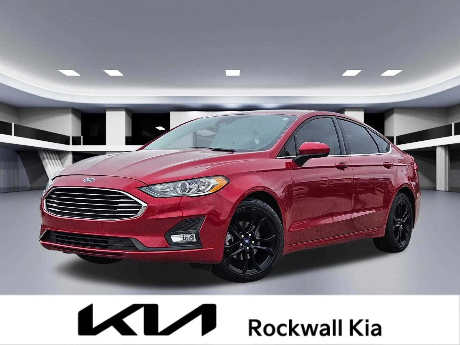 2020 Ford Fusion SE FWD's photo